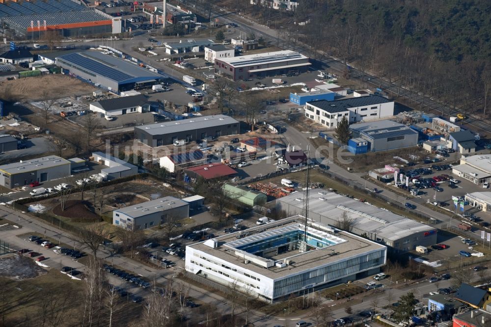 Luftbild Bernau - Gebäudekomplex der Polizei Gottlieb-Daimler-Straße - Werner-von-Siemens-Straße in Bernau im Bundesland Brandenburg