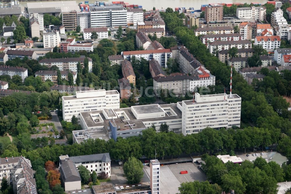 Luftbild Mainz - Gebäudekomplex des Polizeipräsidiums in der Neustadt in Mainz im Bundesland Rheinland-Pfalz