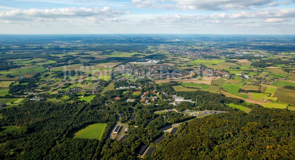 Selm von oben - Gebäudekomplex der Polizeischule LAFP NRW in Selm im Bundesland Nordrhein-Westfalen