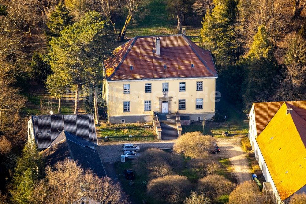 Luftbild Hagen - Gebäudekomplex Presse- und Medienhauses des geschlossenen Haus Busch Journalisten-Zentrum am Haus Busch in Hagen im Bundesland Nordrhein-Westfalen, Deutschland