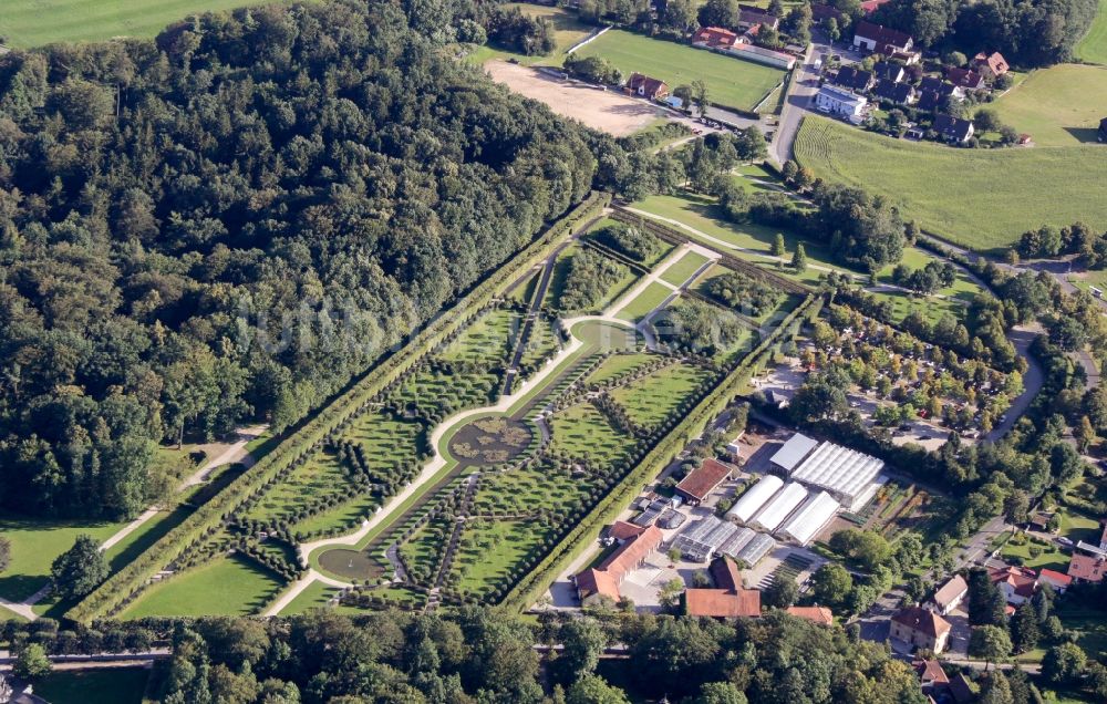 Bayreuth von oben - Gebäudekomplex der Schloss- und Parkanlage Eremitage in Bayreuth im Bundesland Bayern