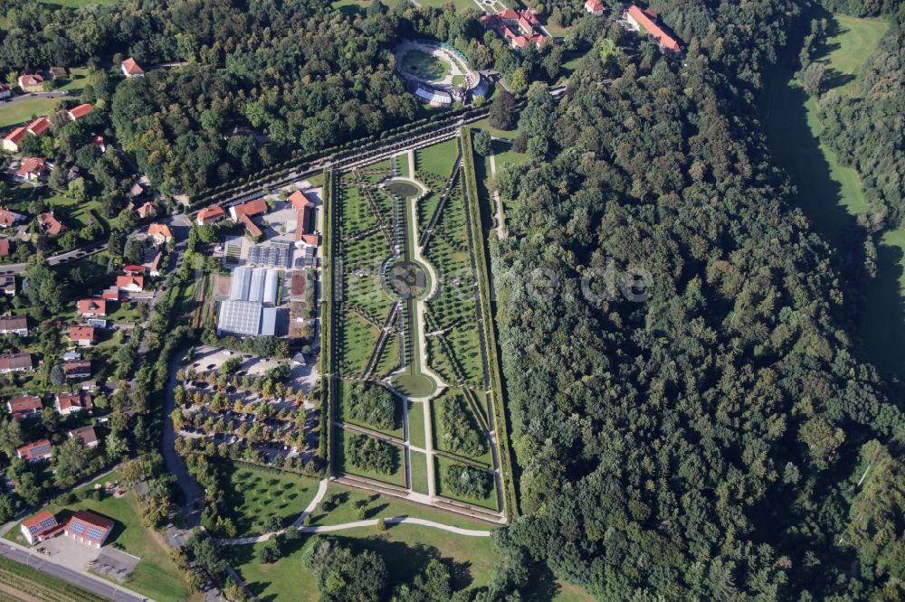 Bayreuth aus der Vogelperspektive: Gebäudekomplex der Schloss- und Parkanlage Eremitage in Bayreuth im Bundesland Bayern