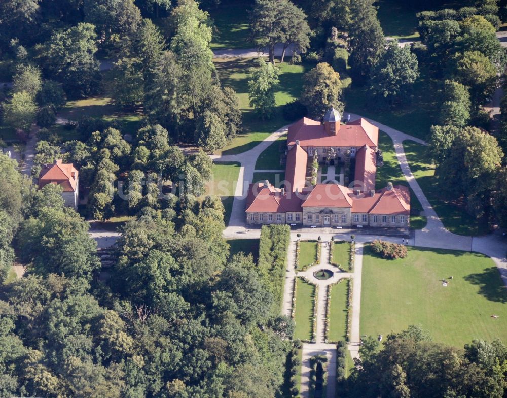 Luftaufnahme Bayreuth - Gebäudekomplex der Schloss- und Parkanlage Eremitage in Bayreuth im Bundesland Bayern