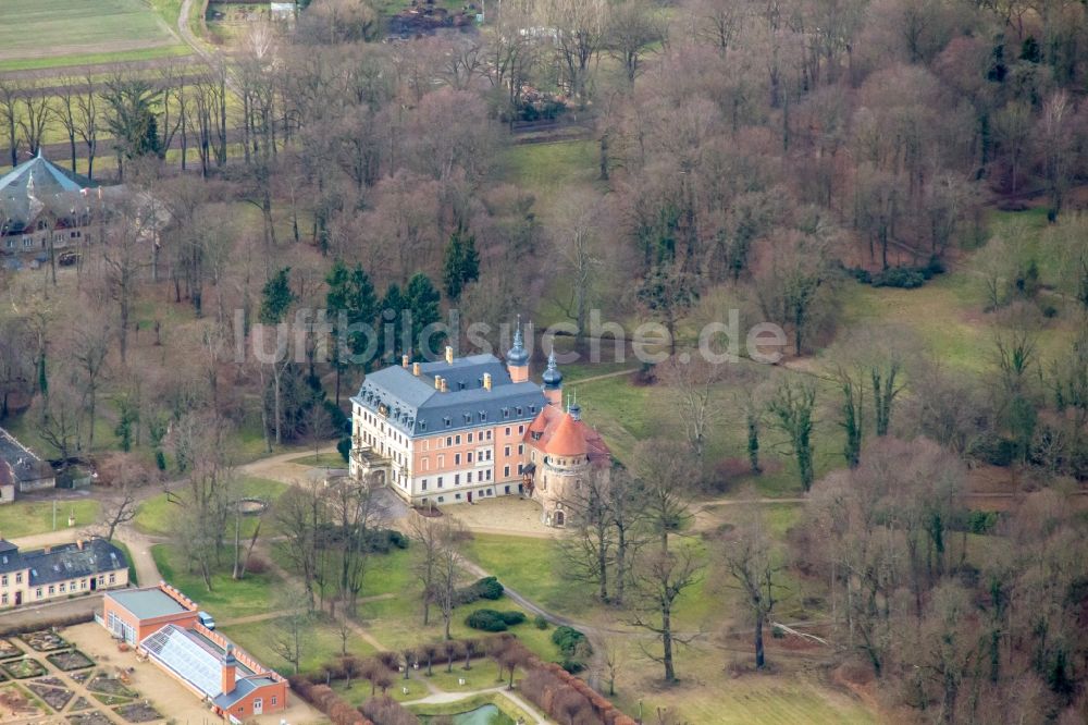 Luftbild Altdöbern - Gebäudekomplex im Schloßpark von Schloß Altdöbern in Altdöbern im Bundesland Brandenburg