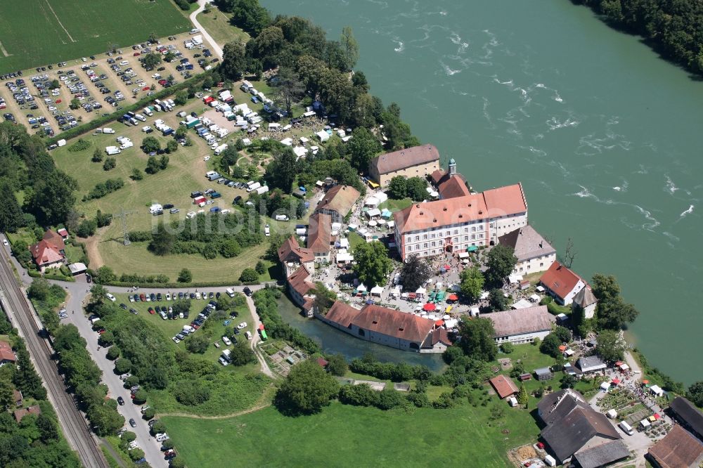 Luftaufnahme Rheinfelden (Baden) - Gebäudekomplex und Schloßpark von Schloß Beuggen in Rheinfelden (Baden) im Bundesland Baden-Württemberg bei der Gartenmesse