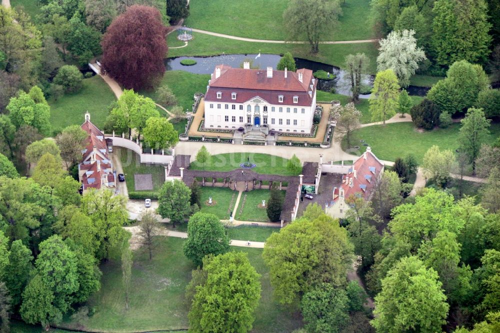 Luftaufnahme Branitz - Gebäudekomplex im Schloßpark von Schloß in Branitz im Bundesland Brandenburg, Deutschland