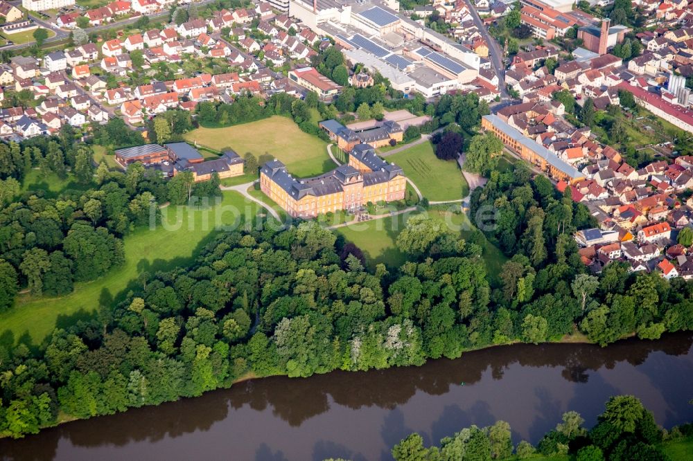 Luftbild Kleinheubach - Gebäudekomplex im Schloßpark von Schloß Châteauform’ Schloss Löwenstein in Kleinheubach im Bundesland Bayern, Deutschland