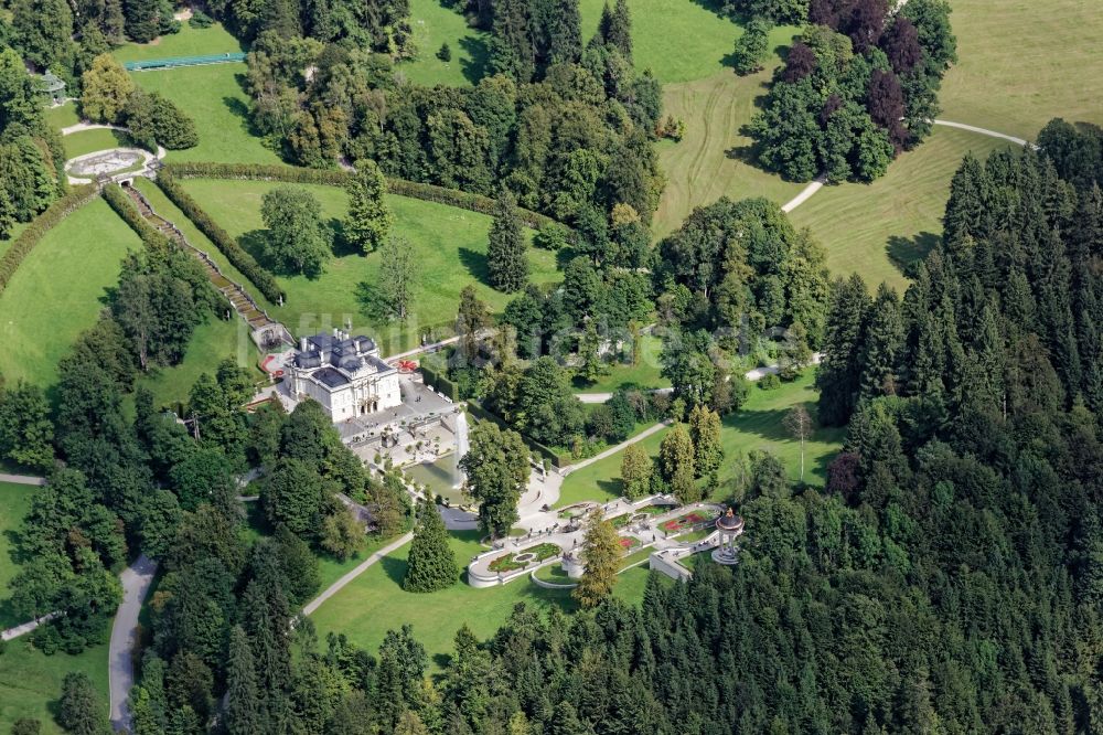 Luftbild Ettal - Gebäudekomplex im Schloßpark von Schloß Linderhof in Ettal im Bundesland Bayern