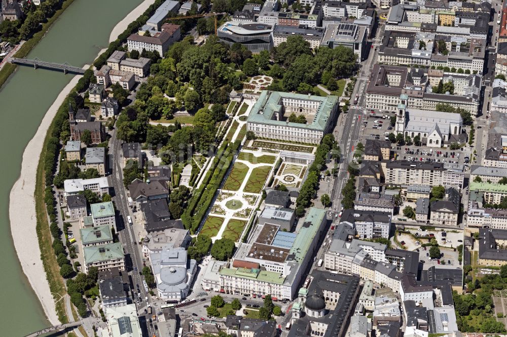 Luftbild Salzburg - Gebäudekomplex im Schloßpark von Schloß Mirabell in Salzburg in Österreich