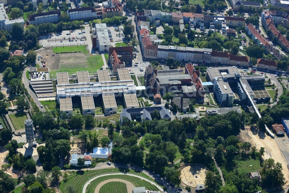 Brandenburg von oben - Gebäudekomplex der Städtisches Klinikum Brandenburg GmbH in Brandenburg