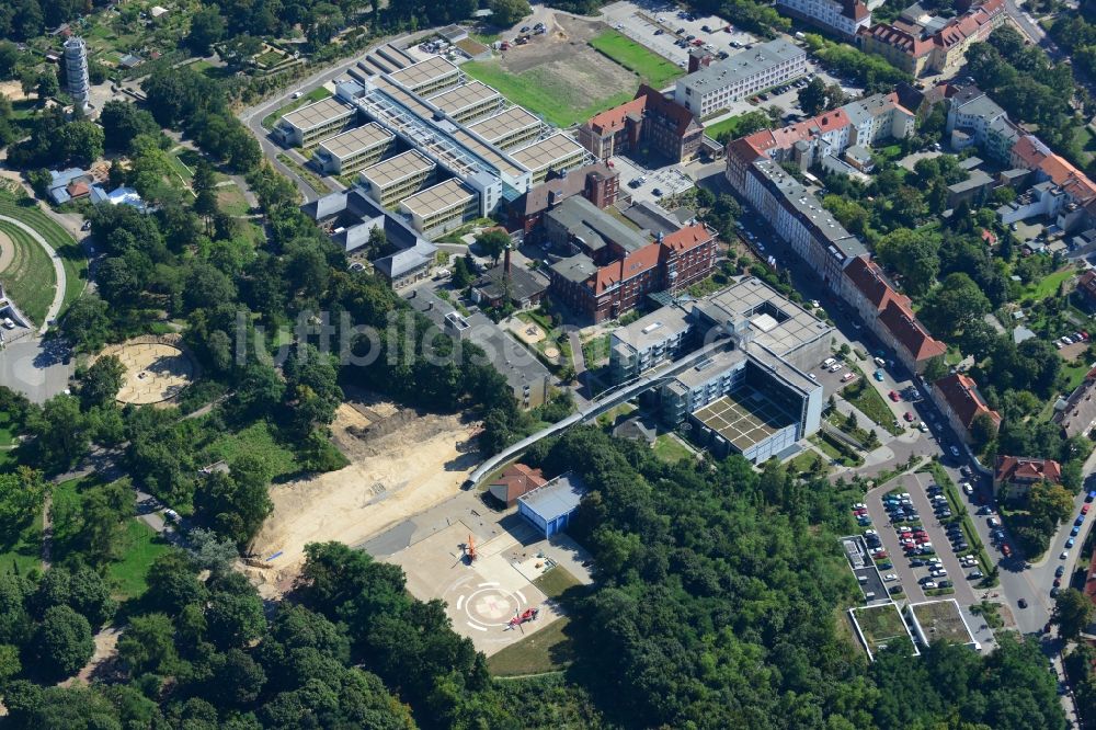 Brandenburg aus der Vogelperspektive: Gebäudekomplex der Städtisches Klinikum Brandenburg GmbH in Brandenburg