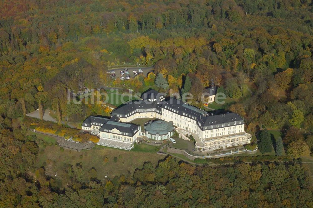 Luftaufnahme Königswinter - Gebäudekomplex Steigenberger Grandhotel & Spa Petersberg in Königswinter im Bundesland Nordrhein-Westfalen, Deutschland