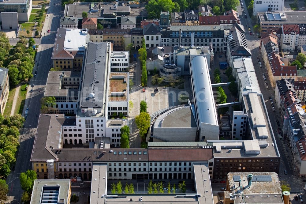 Luftaufnahme München - Gebäudekomplex der Technischen Universität in München im Bundesland Bayern, Deutschland