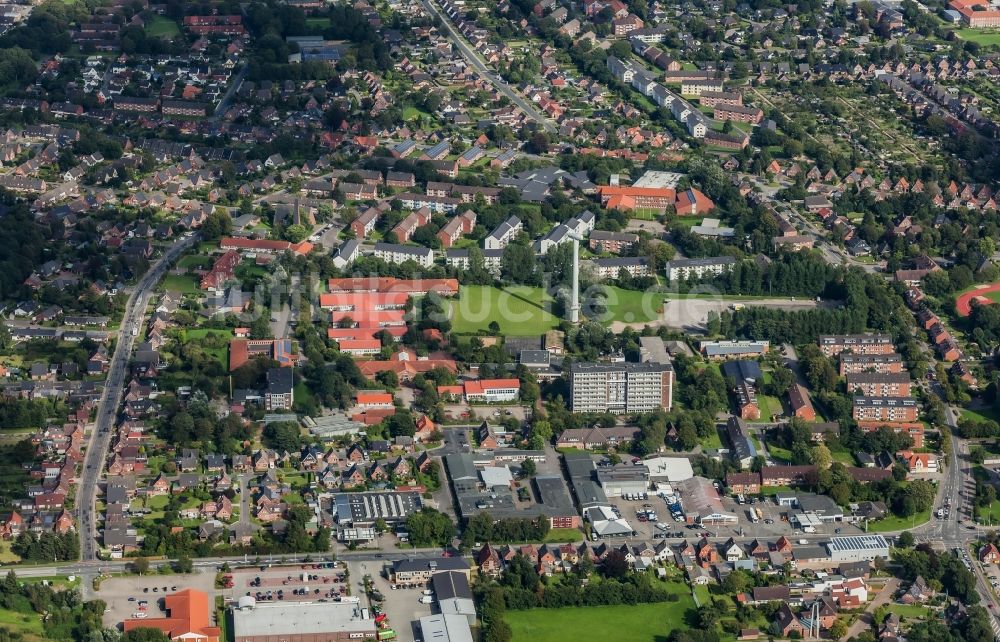 Husum aus der Vogelperspektive: Gebäudekomplex des Theodor- Schäfer- Berufsbildungswerk in Husum im Bundesland Schleswig-Holstein, Deutschland