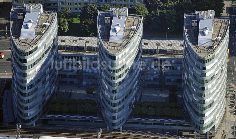 Berlin aus der Vogelperspektive: Gebäudekomplex Trias Berlin-Mitte