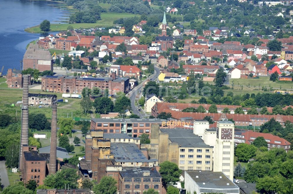 Luftbild Wittenberge - Gebäudekomplex der vormaligen Firma Veritas an der Bad Wilsnacker Straße in Wittenberge im Bundesland Brandenburg