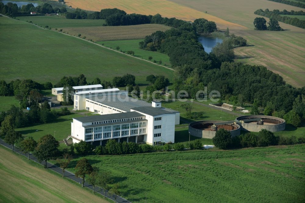 Bad Schmiedeberg aus der Vogelperspektive: Gebäudekomplex des Wasserwerkes in Bad Schmiedeberg im Bundesland Sachsen-Anhalt