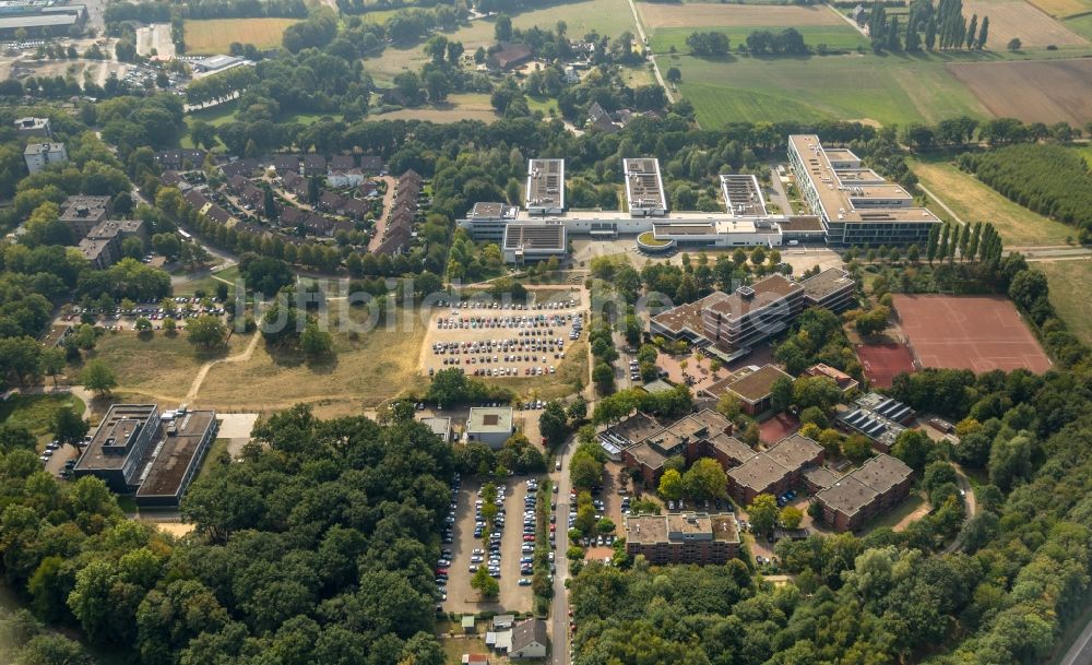 Gelsenkirchen aus der Vogelperspektive: Gebäudekomplex der Westfälischen Hochschule Gelsenkirchen des Instituts für Internet-Sicherheit in Gelsenkirchen im Bundesland Nordrhein-Westfalen