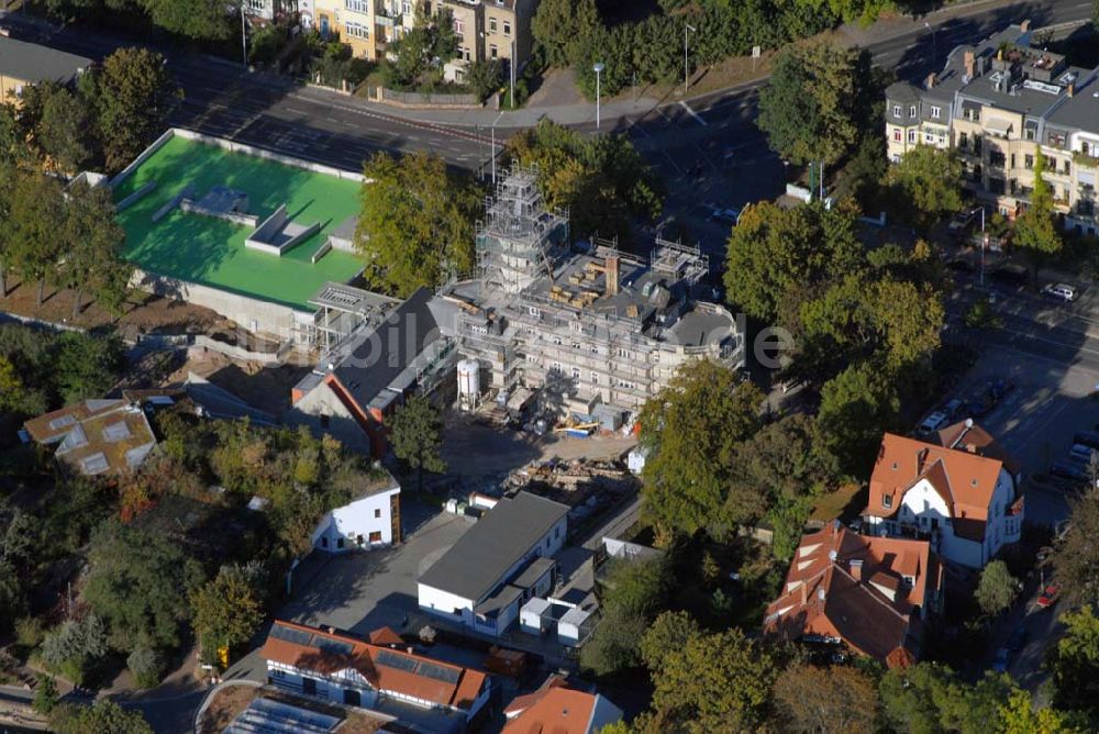 Halle aus der Vogelperspektive: Gebäudemodernisierung am Zoologischer Garten Halle