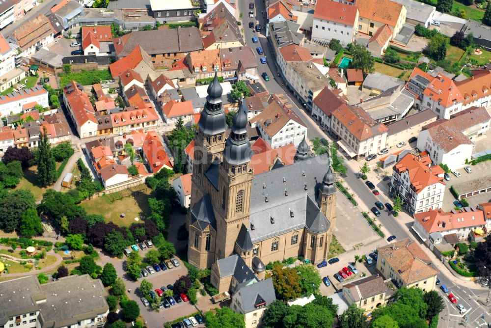 Speyer von oben - Gedächtniskirche der Protestation in Speyer im Bundesland Rheinland-Pfalz