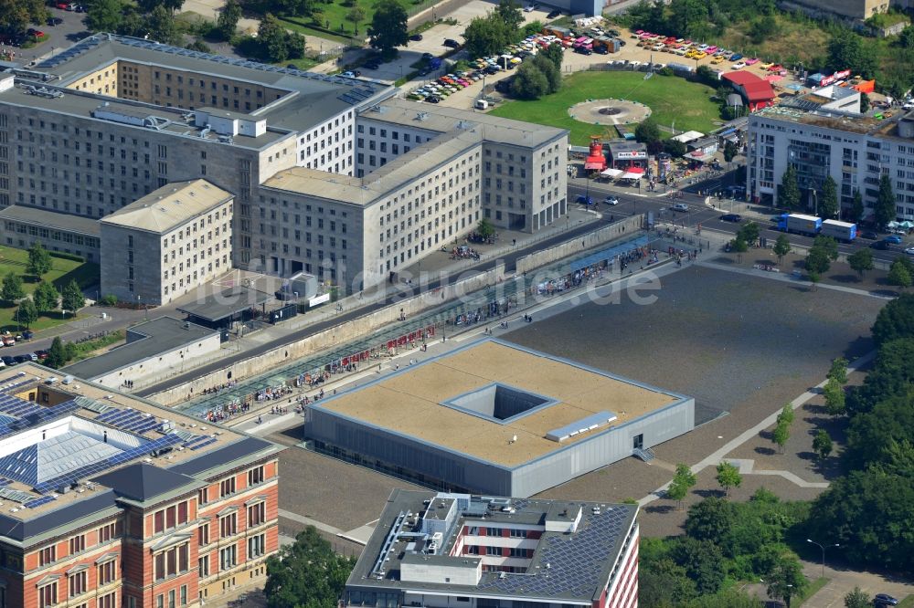 Luftbild Berlin - Gedenkstätte / Denkmal der Stiftung Topographie des Terrors in Berlin - Kreuzberg