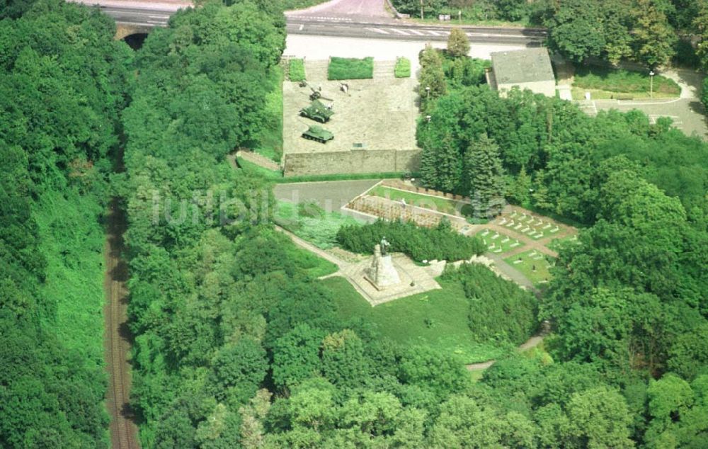 Luftaufnahme Seelow / Brandenburg - Gedenkstätte an den Seelower Höhen.