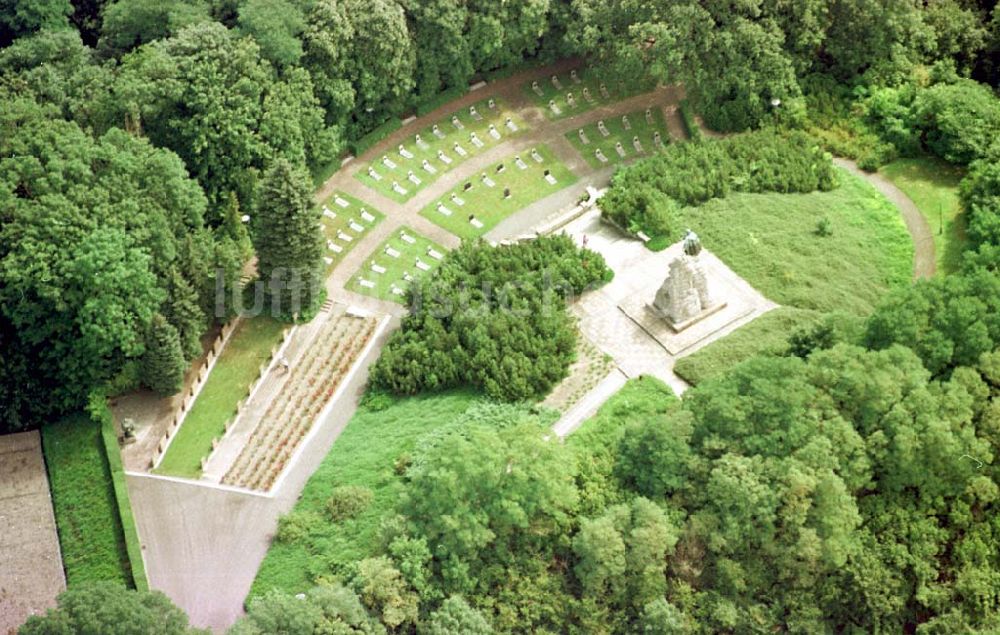 Luftbild Seelow / Brandenburg - Gedenkstätte an den Seelower Höhen.