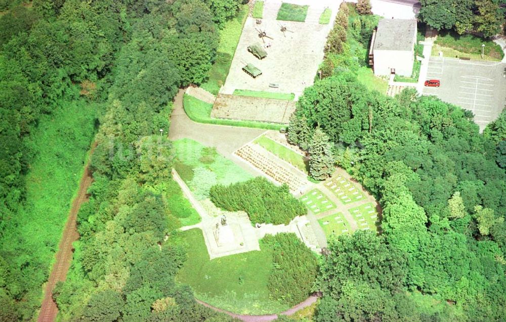 Luftaufnahme Seelow / Brandenburg - Gedenkstätte an den Seelower Höhen.