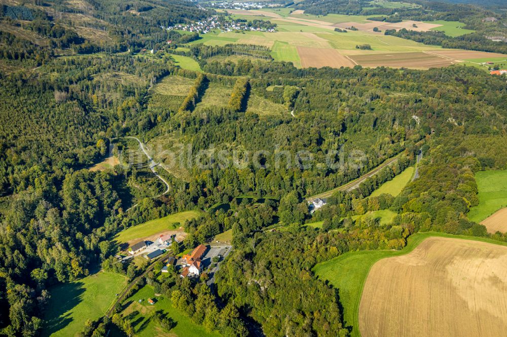 Binolen von oben - Gehöft und Bauernhof in Binolen im Bundesland Nordrhein-Westfalen, Deutschland