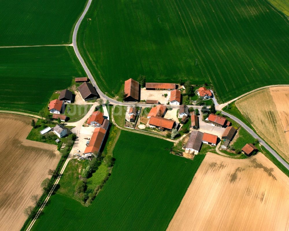 Innerhienthal von oben - Gehöft und Bauernhof in Innerhienthal im Bundesland Bayern, Deutschland