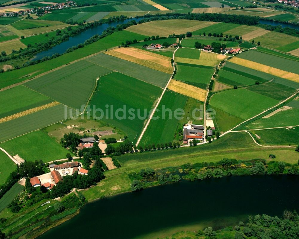 Straubing aus der Vogelperspektive: Gehöft und Bauernhof in Straubing im Bundesland Bayern, Deutschland