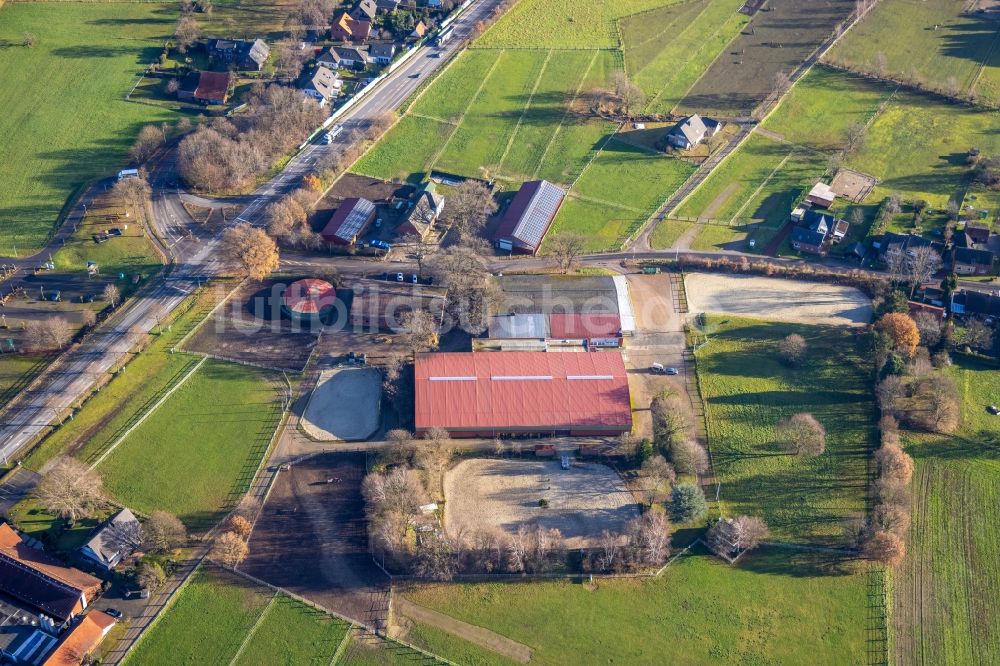 Östrich von oben - Gehöft und Bauernhof in Östrich im Bundesland Nordrhein-Westfalen, Deutschland