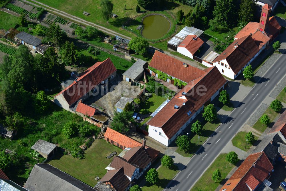 Luftaufnahme Wohlenberg - Gehöft und Bauernhof in Wohlenberg im Bundesland Sachsen-Anhalt, Deutschland