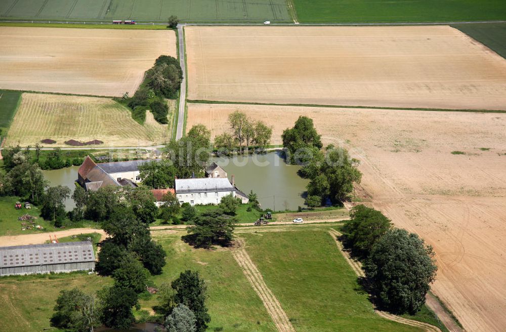 Luftbild Pontlevoy - Gehöft bei Pontlevoy im Loiretal