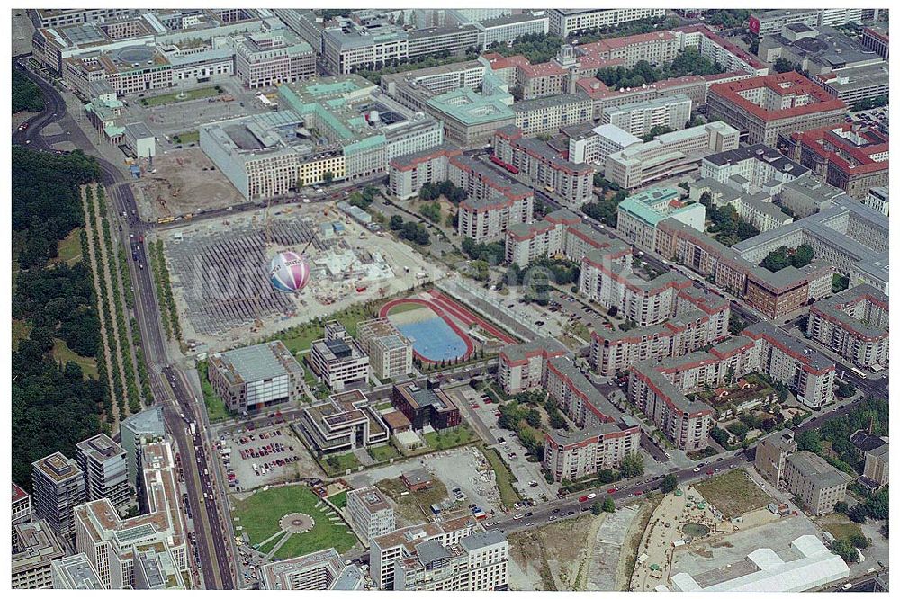 Luftaufnahme Berlin - Gelände der alten Reichkanzelei an der Wilhelmstraße in Berlin - Mitte