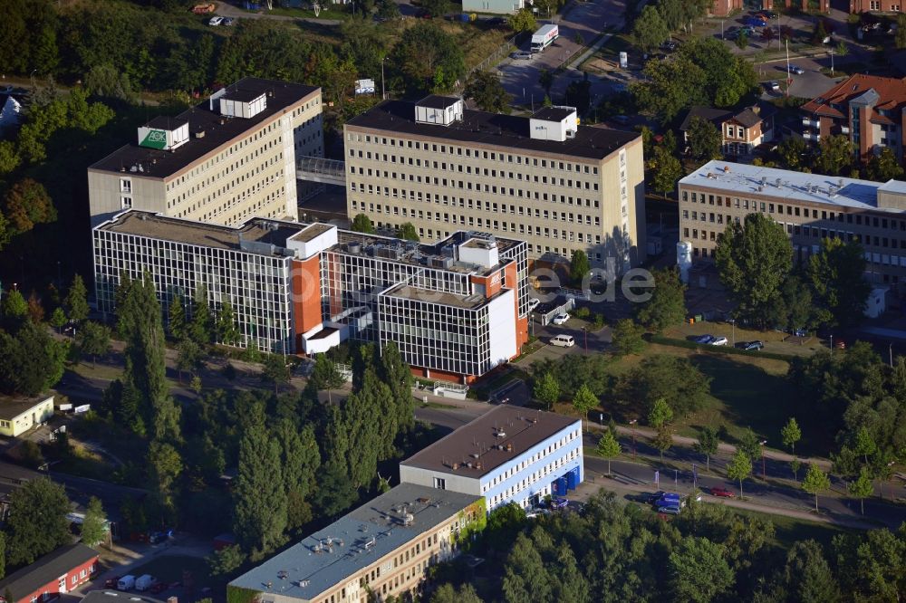 Kleinmachnow von oben - Gelände der AOK Nordost in der Potsdamer Straße in Kleinmachnow in Brandenburg