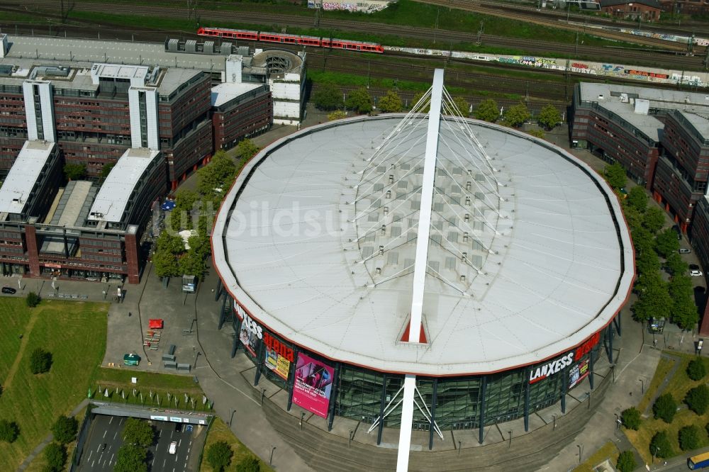 Köln von oben - Gelände der Arena Lanxess Arena am Willy-Brandt-Platz in Köln im Bundesland Nordrhein-Westfalen - NRW, Deutschland