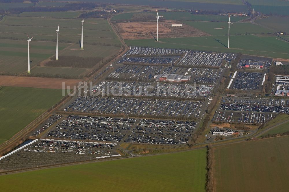 Etzin von oben - Gelände der Auto- Service-und Umschlag- Center Mosolf GmbH in Etzin bei Nauen