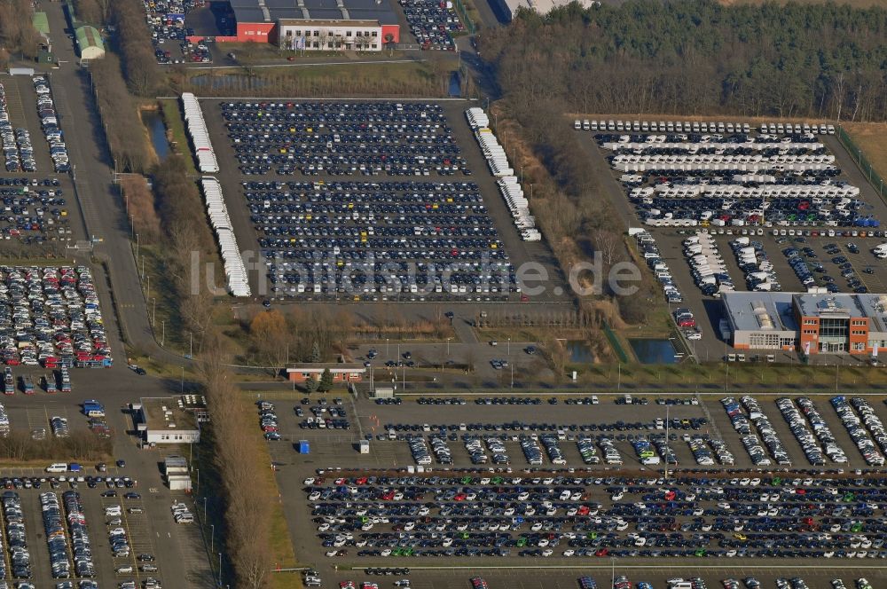 Luftbild Etzin - Gelände der Auto- Service-und Umschlag- Center Mosolf GmbH in Etzin bei Nauen