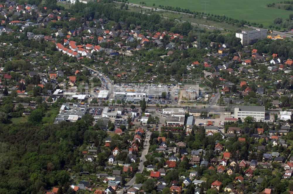 Luftaufnahme Berlin - Gelände des Autohauses Möbus an der Hansastrasse 202 in 13088 Berlin - Hohenschönhausen