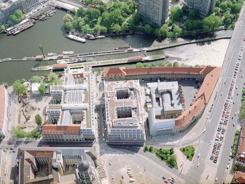 Berlin von oben - Gelände der Berliner Münze an der Mühlendammschleuse in Berlin - Mitte.