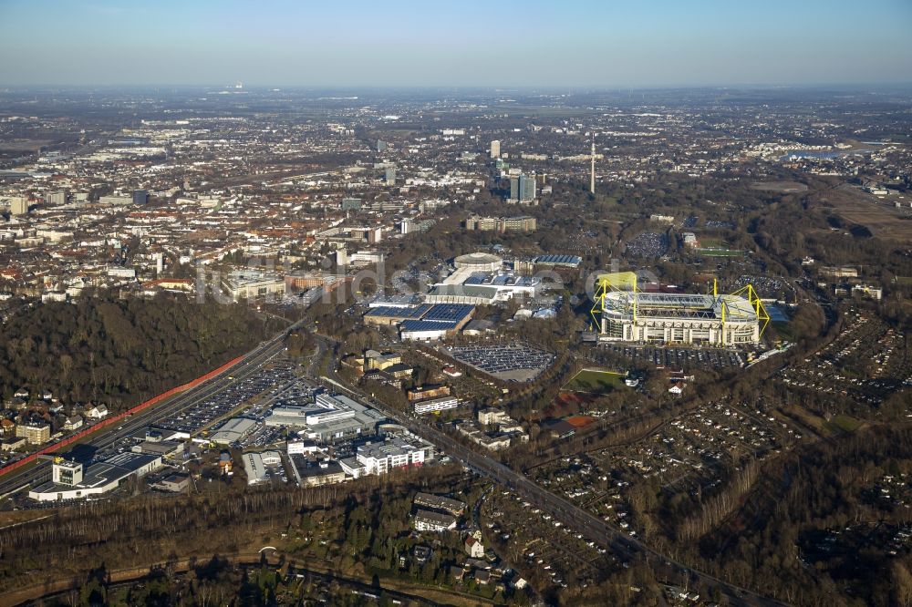 Dortmund aus der Vogelperspektive: Gelände des Borusseum , der Arena Signal Iduna Park mit dem Stadion Rote Erde in Dortmund in Nordrhein-Westfalen