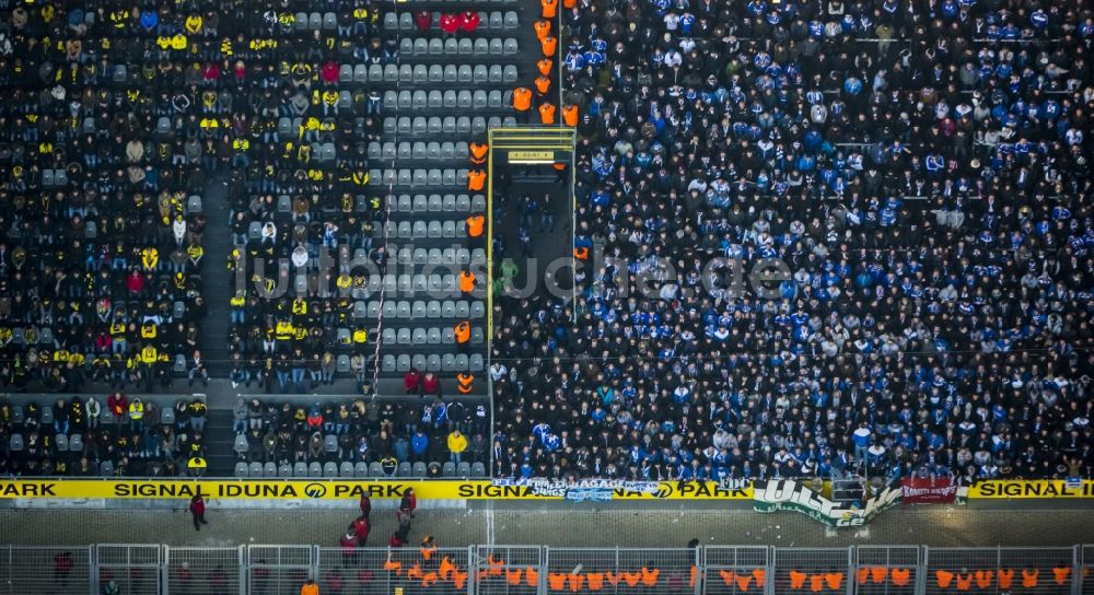 Dortmund von oben - Gelände des Borusseum , der Arena Signal Iduna Park mit dem Stadion Rote Erde in Dortmund in Nordrhein-Westfalen