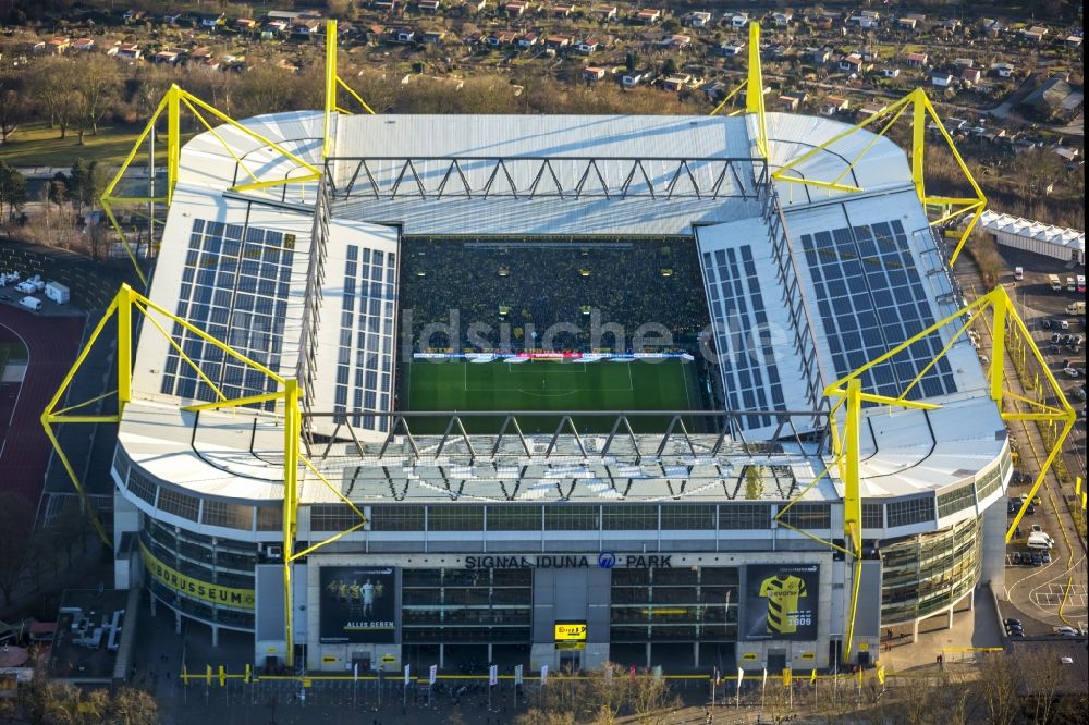 Luftaufnahme Dortmund - Gelände des Borusseum , der Arena Signal Iduna Park mit dem Stadion Rote Erde in Dortmund in Nordrhein-Westfalen