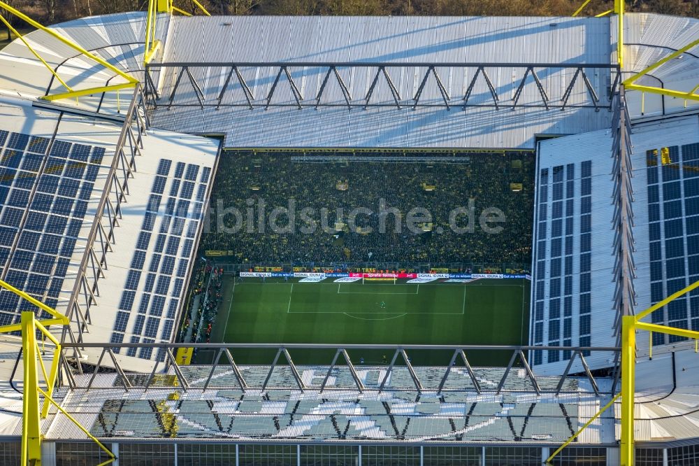 Luftbild Dortmund - Gelände des Borusseum , der Arena Signal Iduna Park mit dem Stadion Rote Erde in Dortmund in Nordrhein-Westfalen