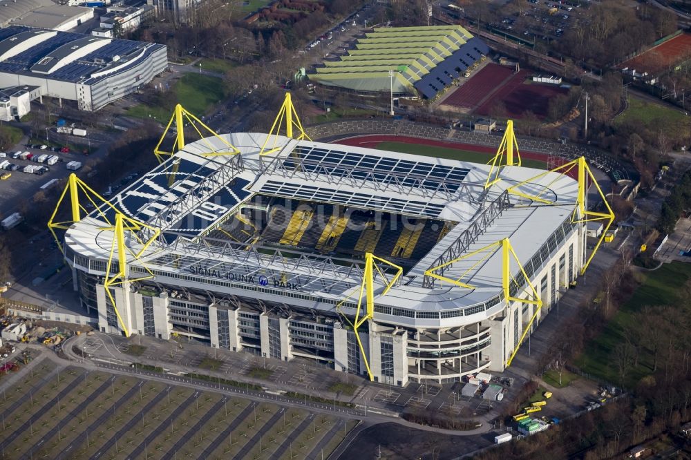 Luftaufnahme Dortmund - Gelände des Borusseum , dem Stadion Signal Iduna Park in Dortmund in Nordrhein-Westfalen