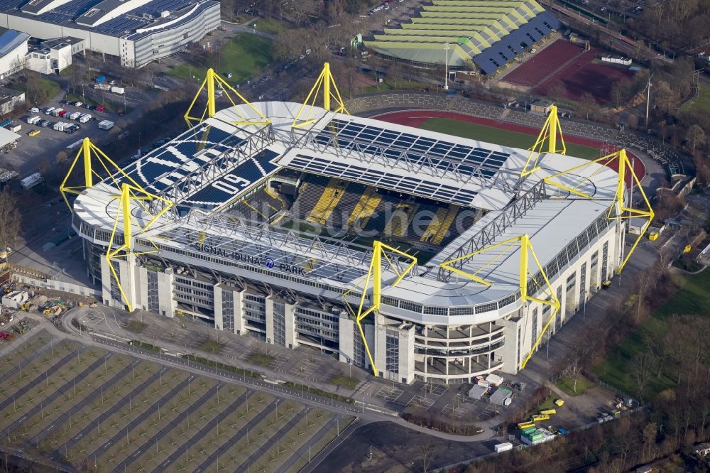 Dortmund von oben - Gelände des Borusseum , dem Stadion Signal Iduna Park in Dortmund in Nordrhein-Westfalen