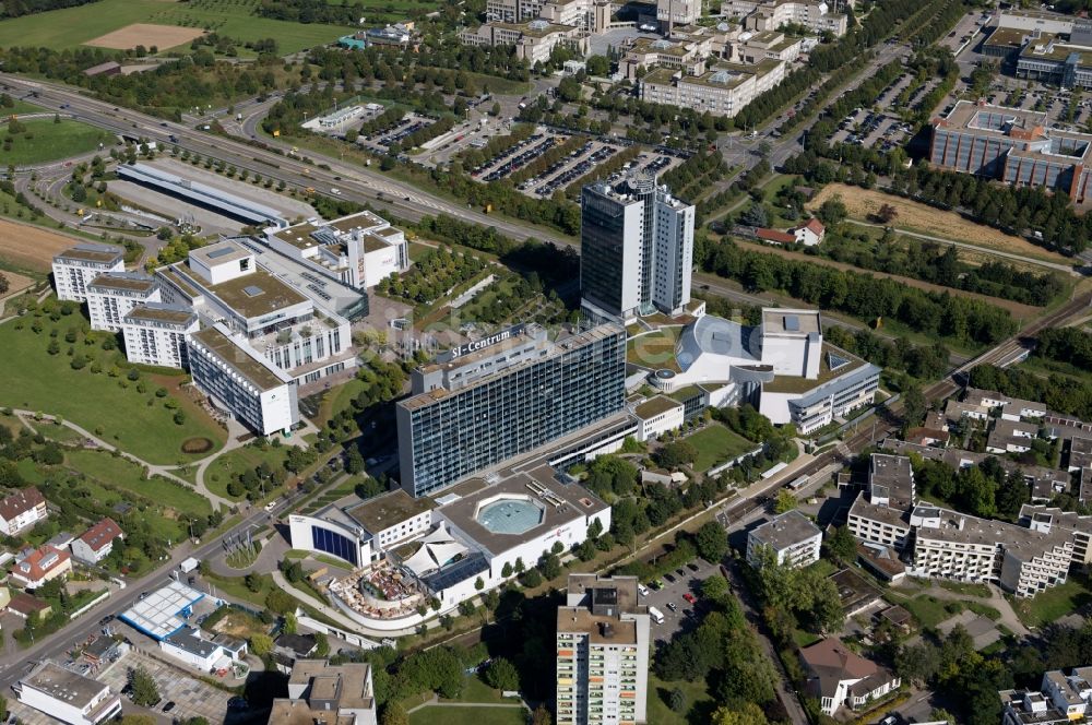 Stuttgart Möhringen aus der Vogelperspektive: Gelände des SI-Centrum (Stuttgart International Centrum) im Stadtteil Möhringen in Stuttgart im Bundesland Baden-Württemberg