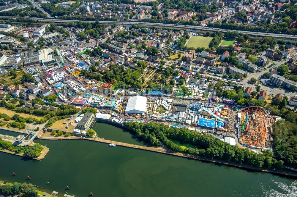 Luftaufnahme Herne - Gelände der Cranger Kirmes in Herne im Bundesland Nordrhein-Westfalen, Deutschland