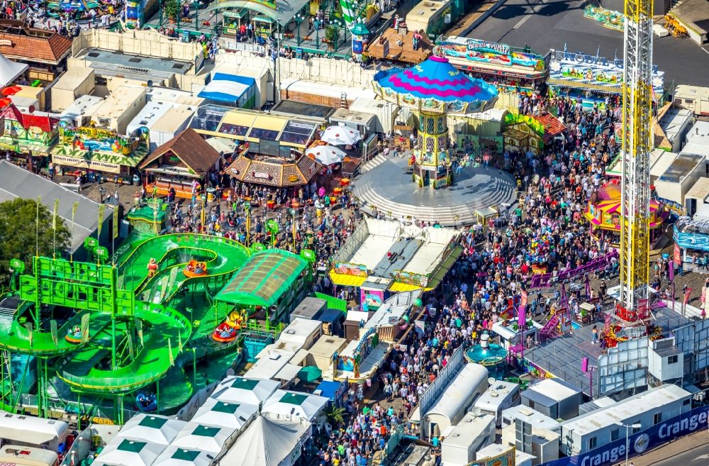 Luftaufnahme Herne - Gelände der Cranger Kirmes in Herne im Bundesland Nordrhein-Westfalen, Deutschland